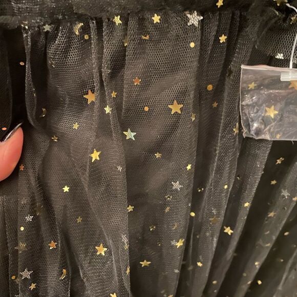 Unique and Gorgeous Star Dress - Picture 6 of 7